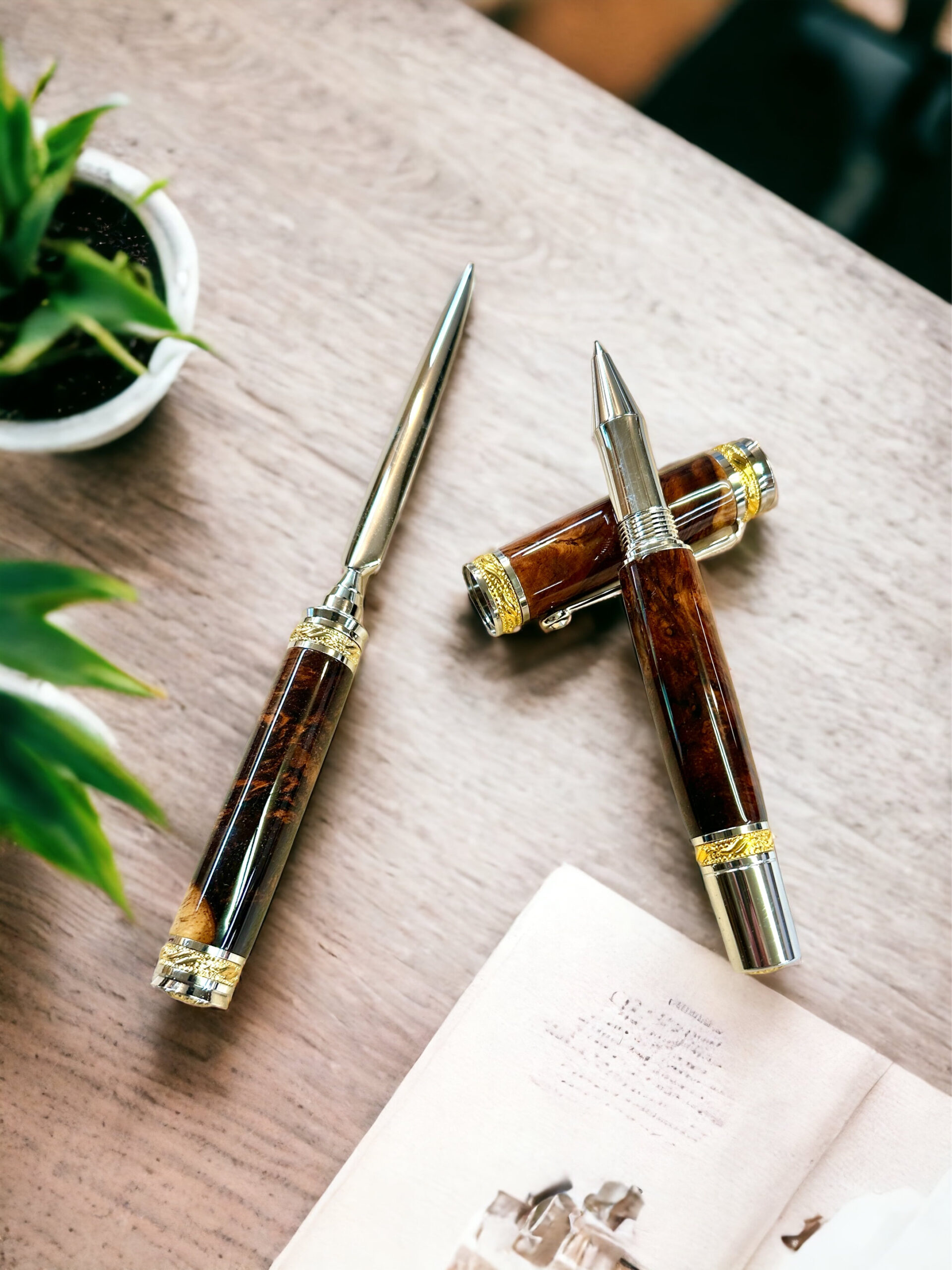 Honduran Rosewood Burl Desk Set