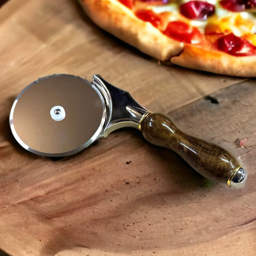 Canxan Burl Pizza Cutter